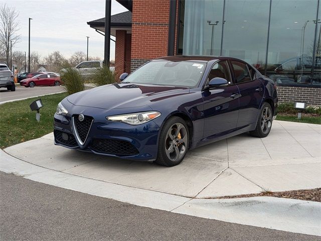 2018 Alfa Romeo Giulia Base