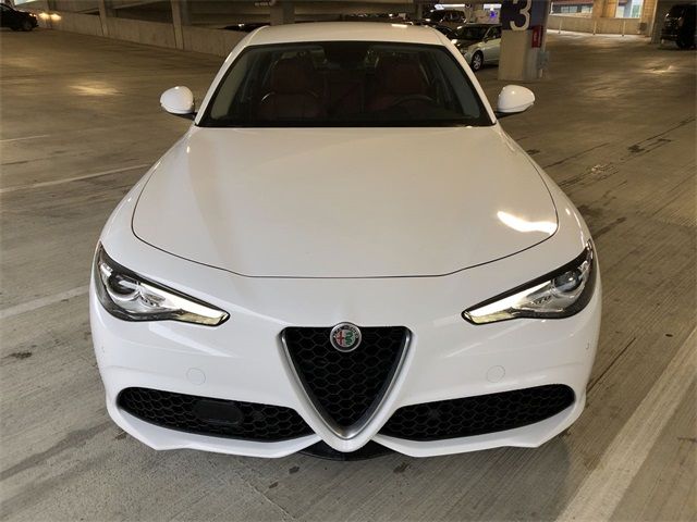 2018 Alfa Romeo Giulia Base