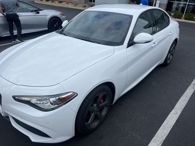 2018 Alfa Romeo Giulia Base