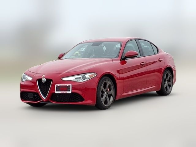 2018 Alfa Romeo Giulia Base