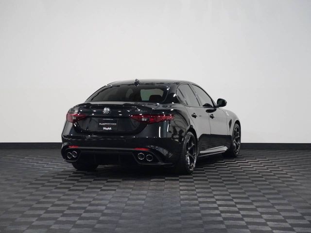 2018 Alfa Romeo Giulia Quadrifoglio