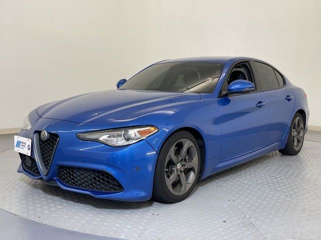 2018 Alfa Romeo Giulia Base