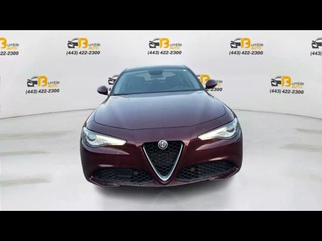 2018 Alfa Romeo Giulia Base