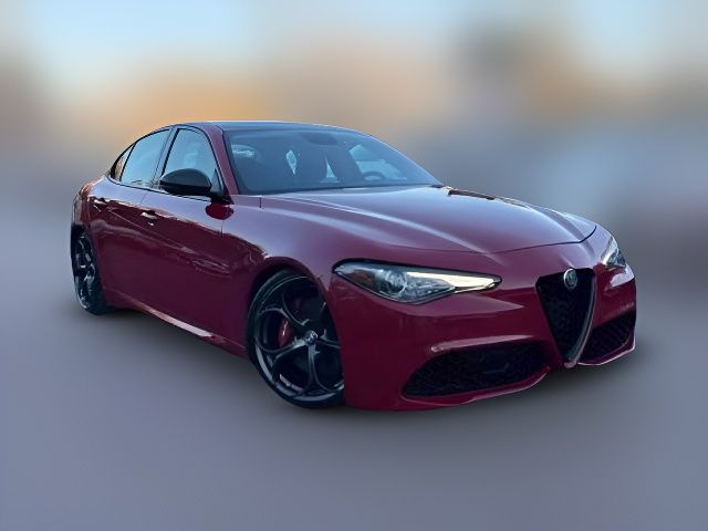 2018 Alfa Romeo Giulia Base