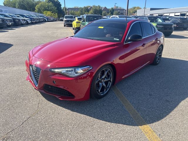 2018 Alfa Romeo Giulia Ti Lusso