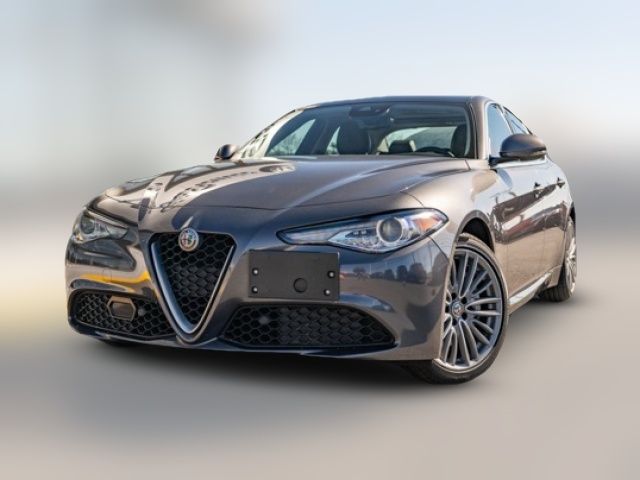 2018 Alfa Romeo Giulia Ti Lusso