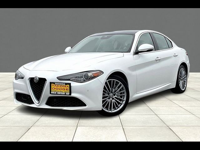 2018 Alfa Romeo Giulia Ti Lusso