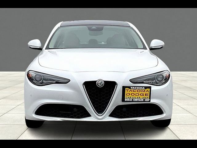 2018 Alfa Romeo Giulia Ti Lusso