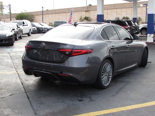 2018 Alfa Romeo Giulia Ti Lusso