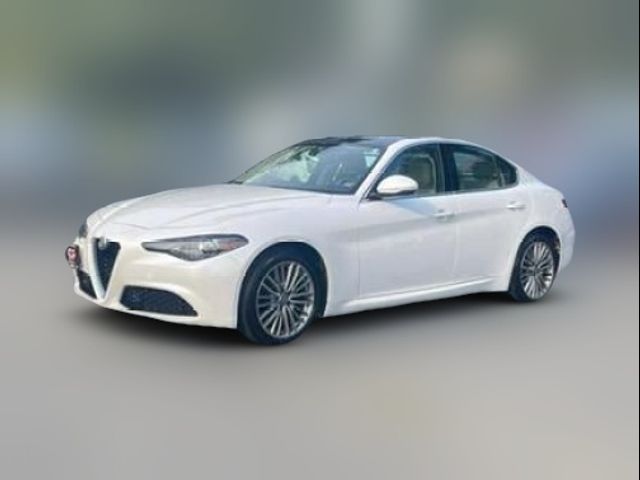 2018 Alfa Romeo Giulia Ti Lusso