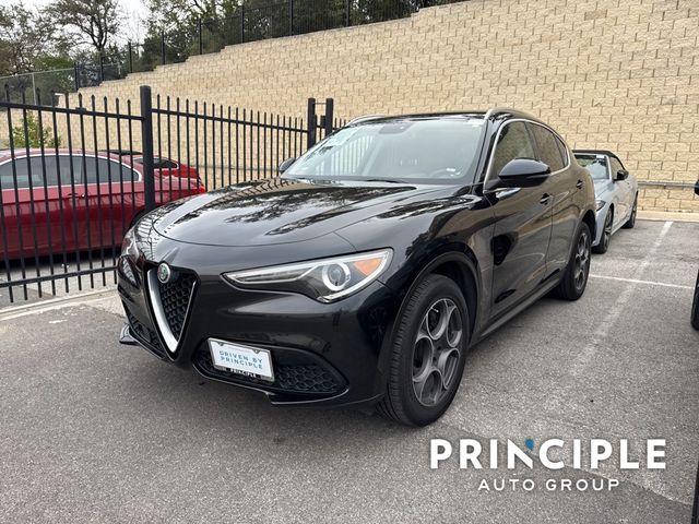 2018 Alfa Romeo Stelvio Base