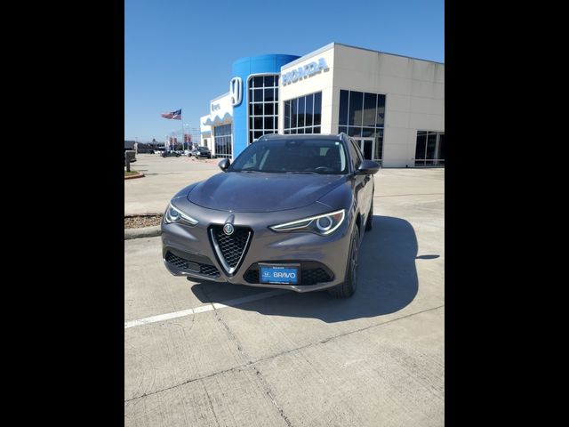 2018 Alfa Romeo Stelvio Base