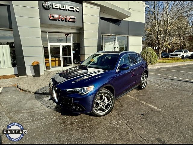 2018 Alfa Romeo Stelvio Base