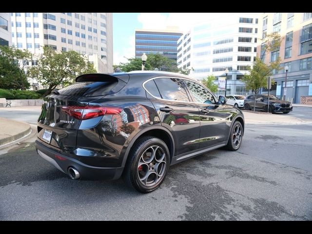 2018 Alfa Romeo Stelvio Base