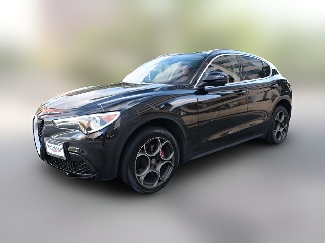 2018 Alfa Romeo Stelvio Base