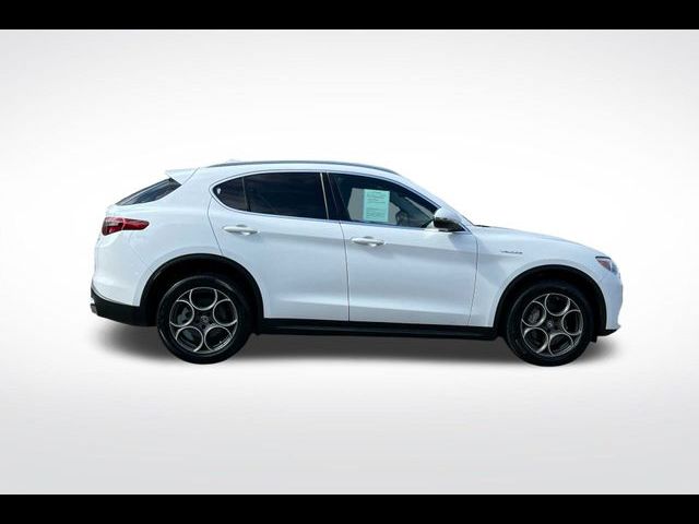 2018 Alfa Romeo Stelvio Base