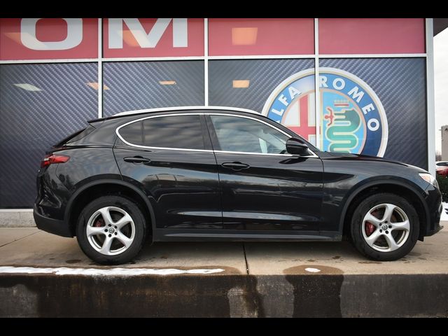 2018 Alfa Romeo Stelvio Base