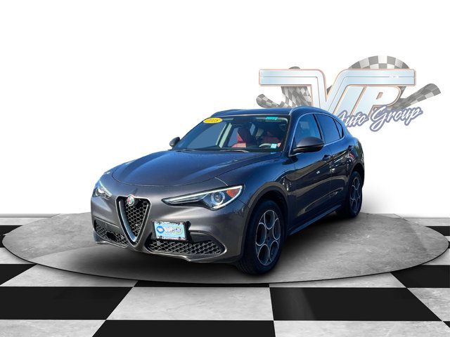 2018 Alfa Romeo Stelvio Base