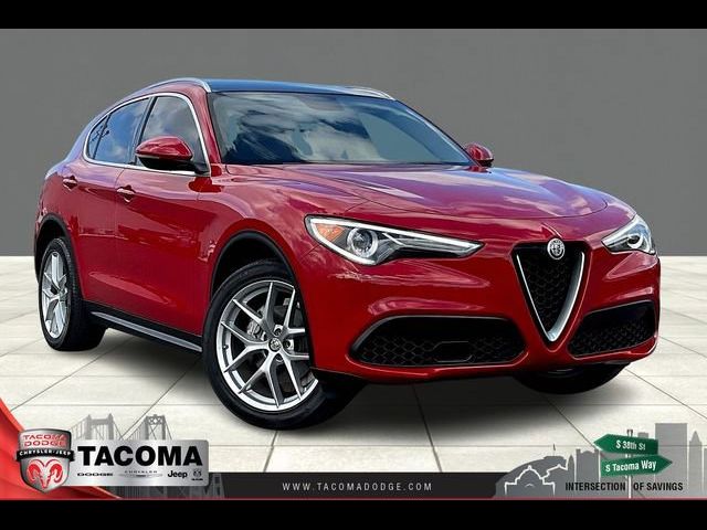 2018 Alfa Romeo Stelvio Base