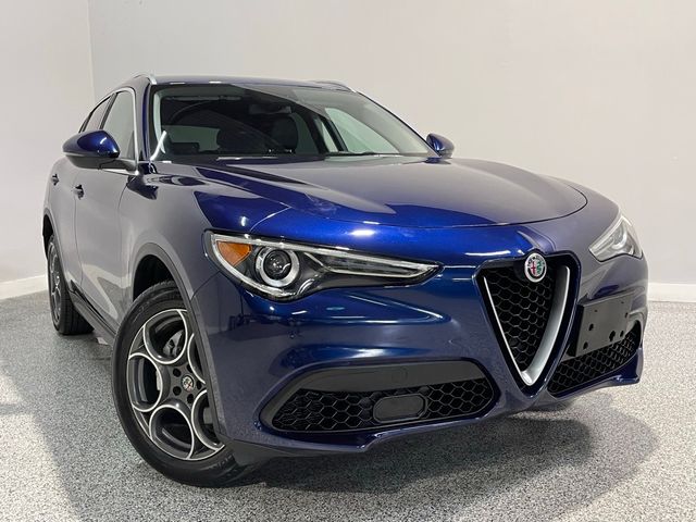 2018 Alfa Romeo Stelvio Base