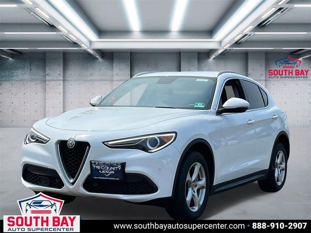 2018 Alfa Romeo Stelvio Base