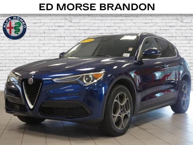 2018 Alfa Romeo Stelvio Base