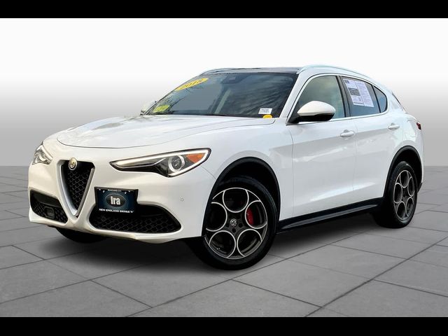 2018 Alfa Romeo Stelvio Base