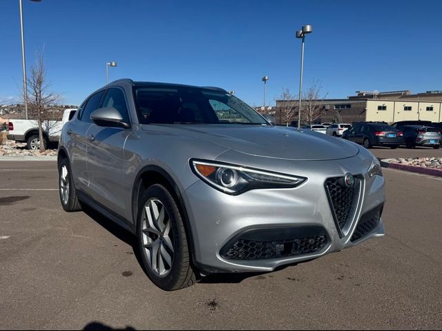 2018 Alfa Romeo Stelvio Base