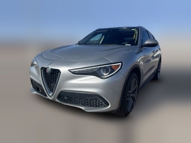 2018 Alfa Romeo Stelvio Base