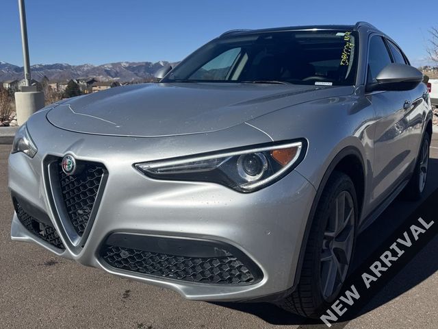 2018 Alfa Romeo Stelvio Base