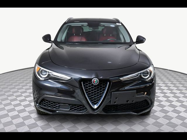 2018 Alfa Romeo Stelvio Base