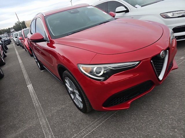 2018 Alfa Romeo Stelvio Base