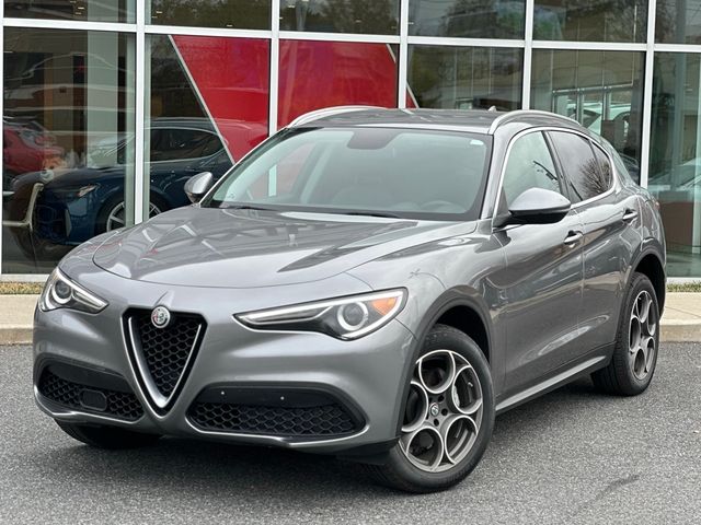 2018 Alfa Romeo Stelvio Base