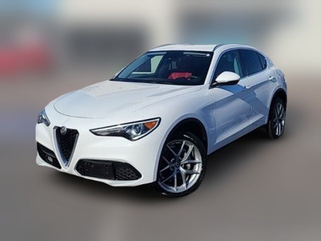 2018 Alfa Romeo Stelvio Base