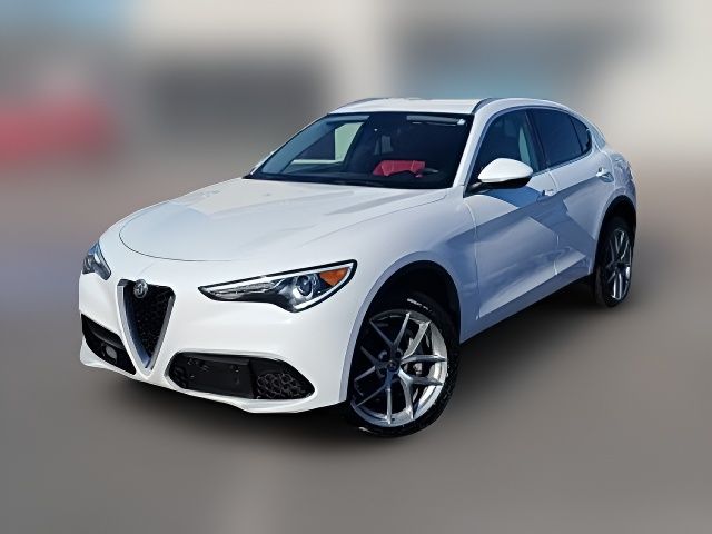 2018 Alfa Romeo Stelvio Base