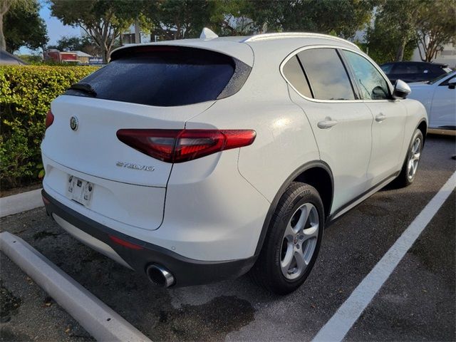 2018 Alfa Romeo Stelvio Base