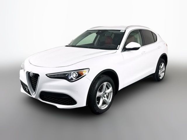 2018 Alfa Romeo Stelvio Base