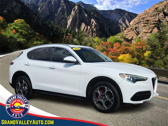 2018 Alfa Romeo Stelvio Base