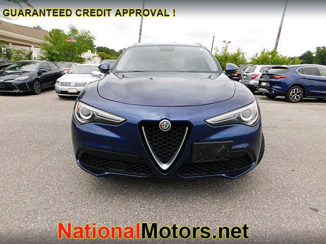 2018 Alfa Romeo Stelvio Base