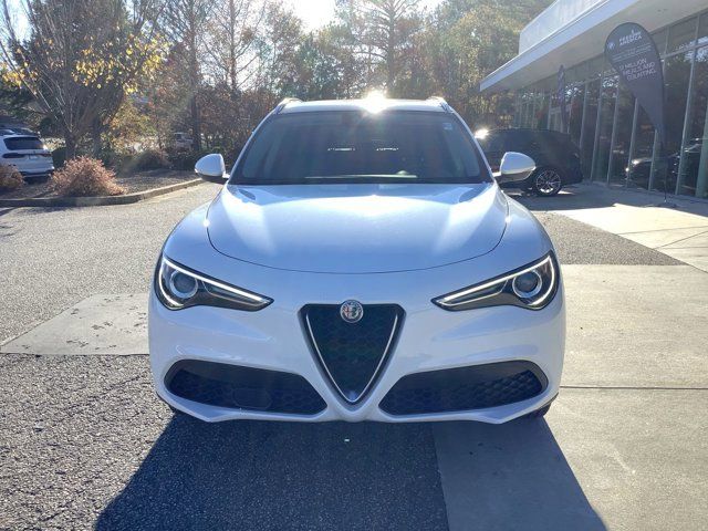 2018 Alfa Romeo Stelvio Base