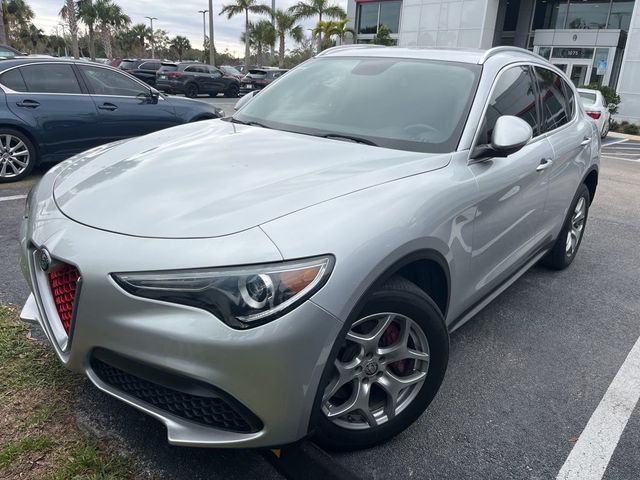 2018 Alfa Romeo Stelvio Base