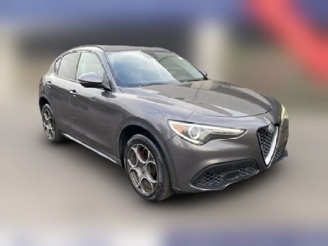 2018 Alfa Romeo Stelvio Sport