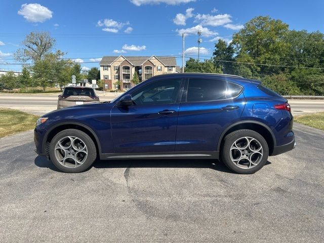 2018 Alfa Romeo Stelvio Sport