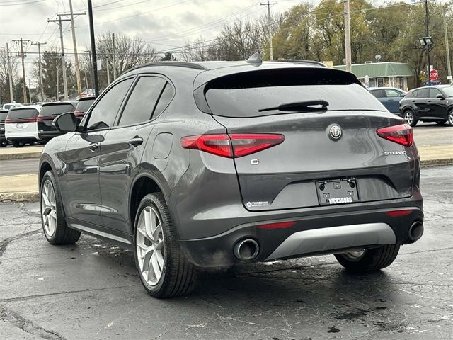 2018 Alfa Romeo Stelvio Sport