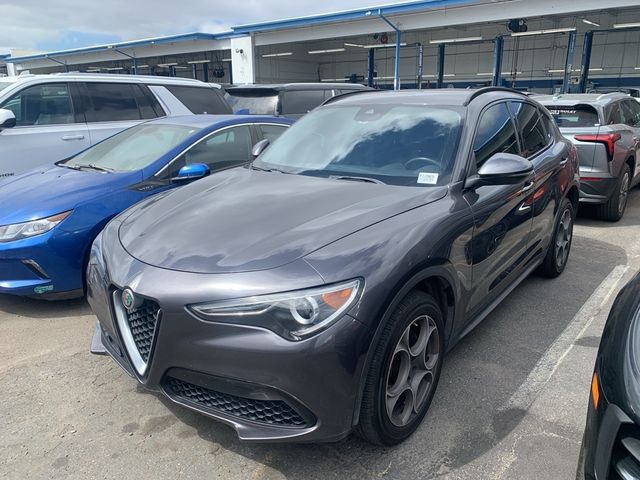 2018 Alfa Romeo Stelvio Sport