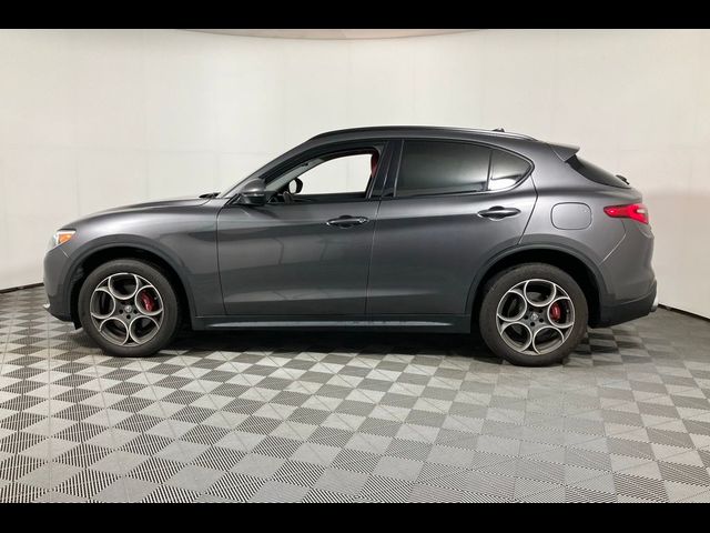 2018 Alfa Romeo Stelvio Sport