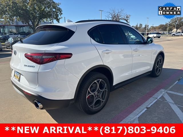 2018 Alfa Romeo Stelvio Sport