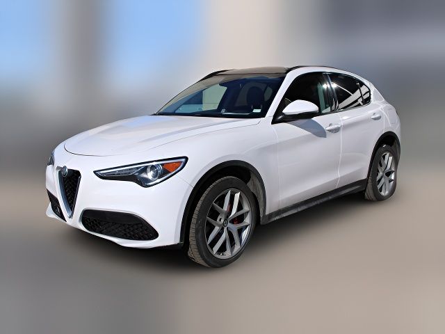 2018 Alfa Romeo Stelvio Sport