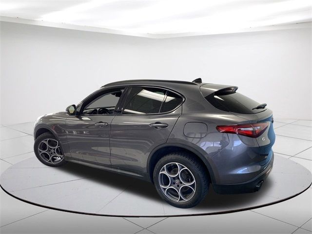 2018 Alfa Romeo Stelvio Sport