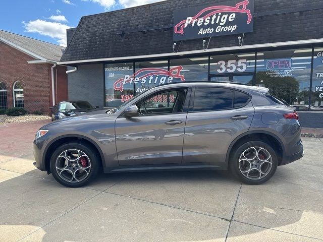 2018 Alfa Romeo Stelvio Sport